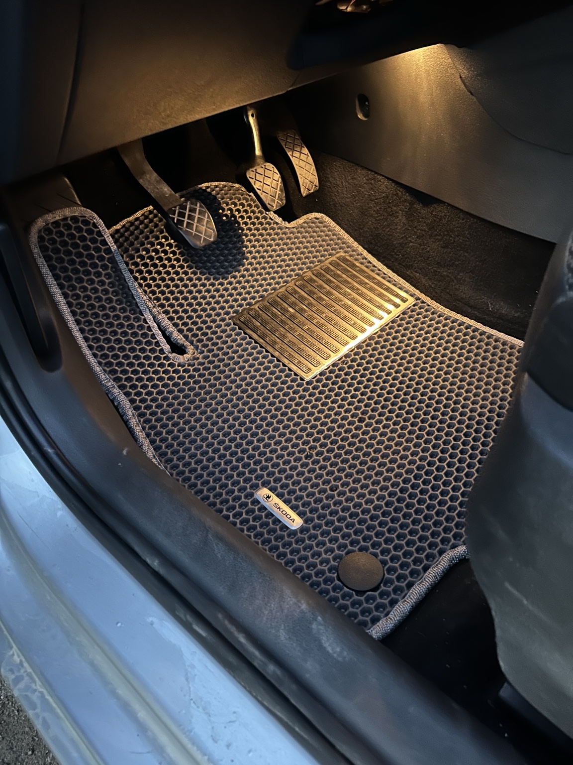 Avto_EVA_Praha práce